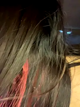 hello-cute's cam snapshot