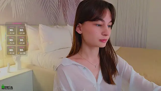 LolaPrise's cam snapshot