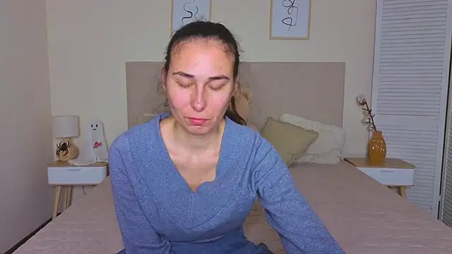 Olivia_milf_'s cam snapshot