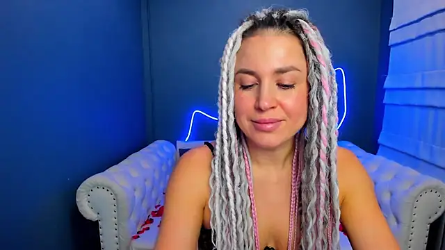 rock_n_roxy's cam snapshot