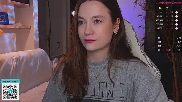 mia_here's cam snapshot