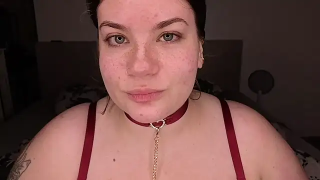 MaeNoir's cam snapshot