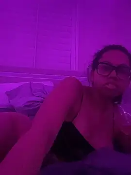 ThatBratCartier's cam snapshot