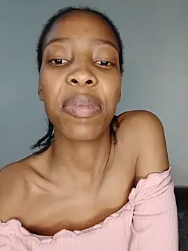 MsParisSmith's cam snapshot