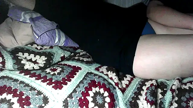 Alma_Evelynne's cam snapshot