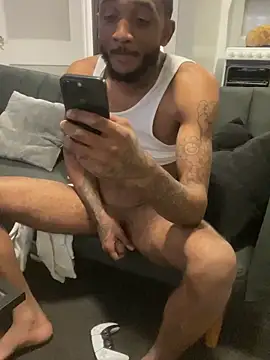 Phashotkid2 live sex cam