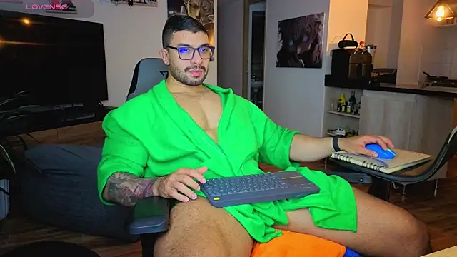Michael_Diamond live sex cam