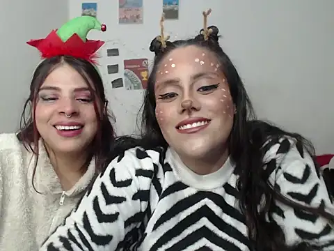 nicky_andcamil's cam snapshot