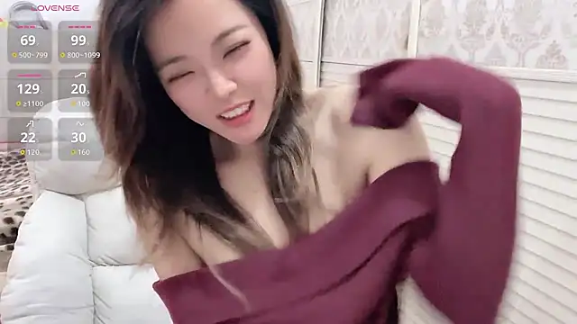 Holiland live sex cam