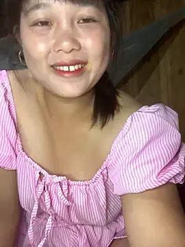 love_pusy09's cam snapshot