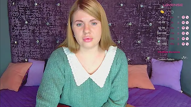 NoraBigAss live sex cam