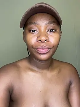 MiyaXo2 live sex cam