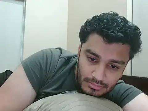 robintoit live sex cam