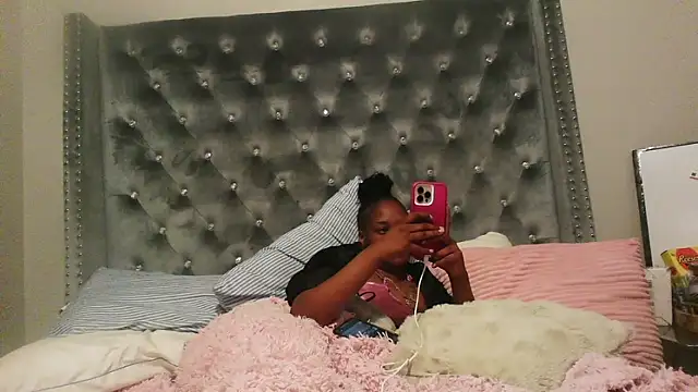 Beautifulkash's cam snapshot