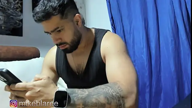 mikeblaree live sex cam