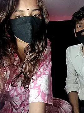 hiddennisha live sex cam