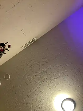 1n0nlythroat live sex cam