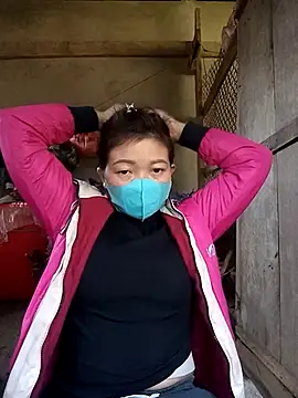 Mami_xxx live sex cam