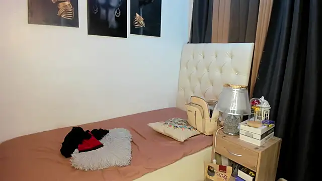 Urloverhardcock live sex cam