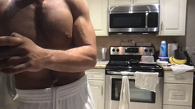 BigGuyMuscle live sex cam