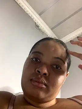 sexytinashe21 live sex cam