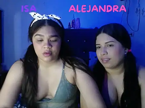 2moons_full_of_love live sex cam