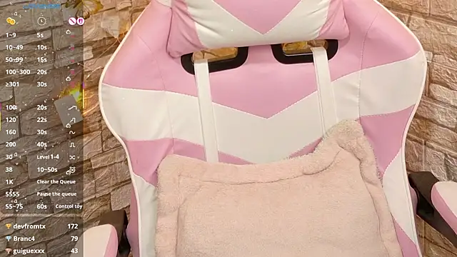 Dalessa_Bigtits live sex cam