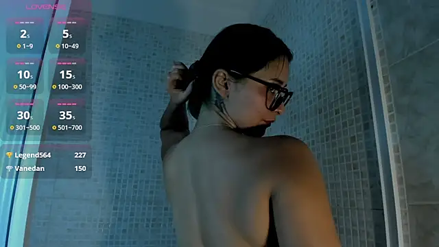 Ramona_Flower live sex cam