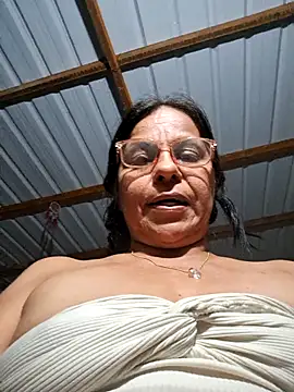 Lucerito-Hot live sex cam