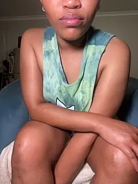 WaterMommy live sex cam