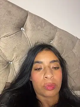 Laura_fernandezII live sex cam