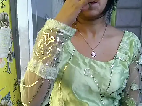 Juicy_Candy live sex cam