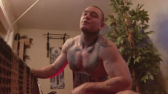 bulatov_xx live sex cam