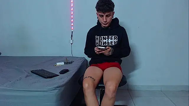 mikecoper_23 live sex cam