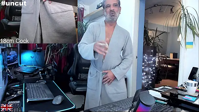 OnlineBossUK live sex cam