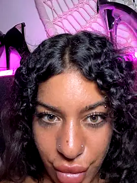 AlyssaHottv_ live sex cam