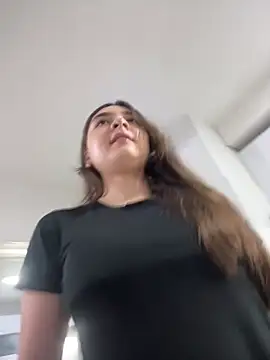 Valentina_ro live sex cam