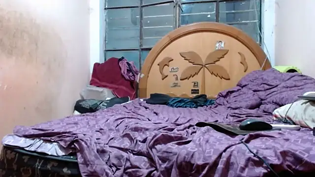 nakedlima live sex cam