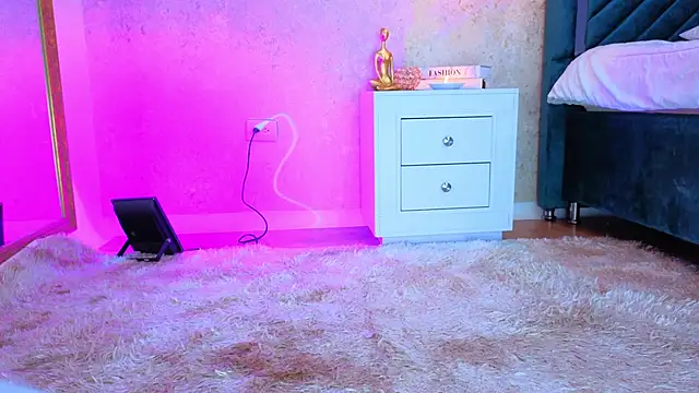 AlessiaLondon live sex cam