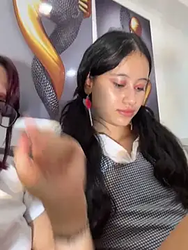 l0lita_sweet live sex cam