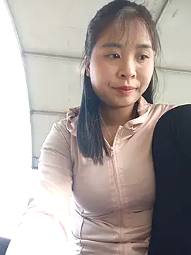 Squirrel-Pear's cam snapshot