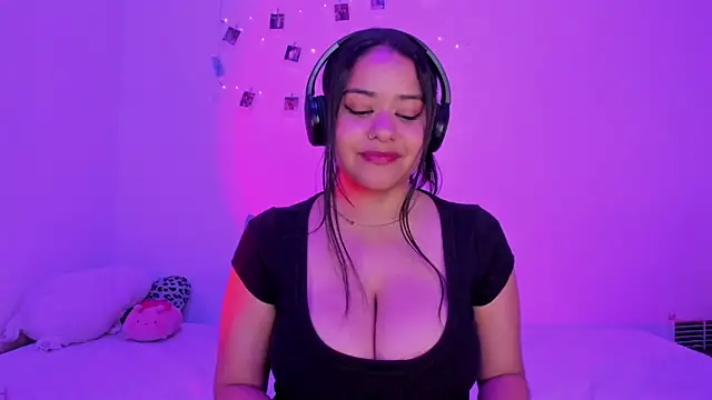 sofilunita's cam snapshot