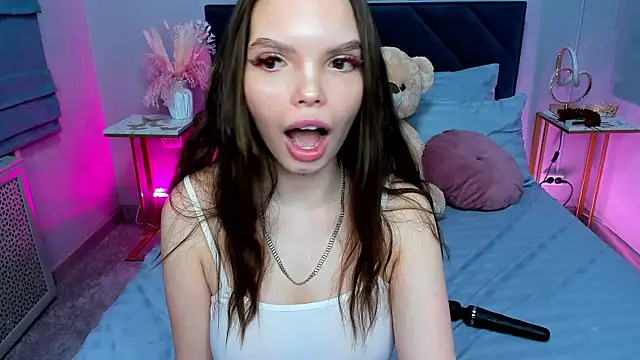 Curvy_Dynamite_'s cam snapshot