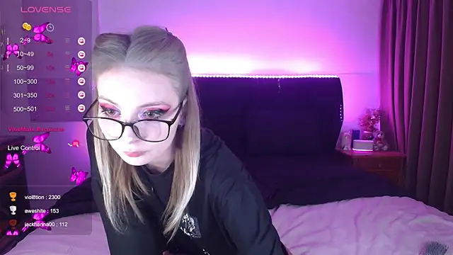 amyshhka's cam snapshot