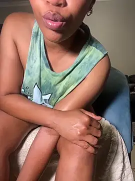 WaterMommy's cam snapshot