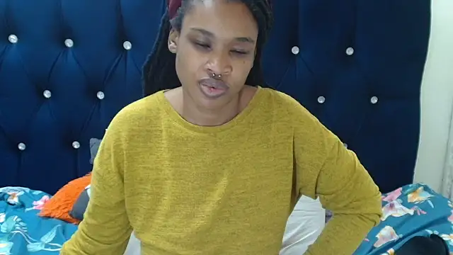 JuiceLips88's cam snapshot