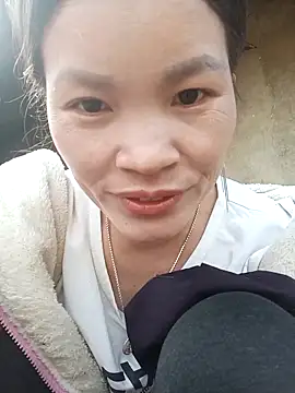 nangmo's cam snapshot