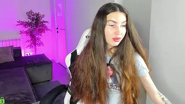 LiraRevery's cam snapshot