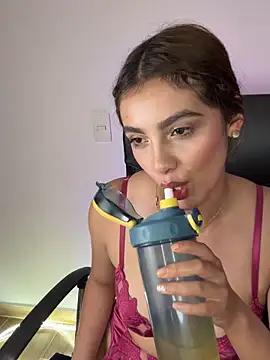 Julieta-8's cam snapshot