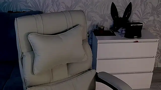 EvaRelusionJ's cam snapshot